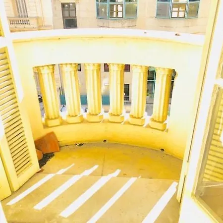 Apartment Spacious 5 Min To Sea Nice
