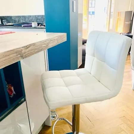 Spacious 5 Min To Sea Apartment Nice